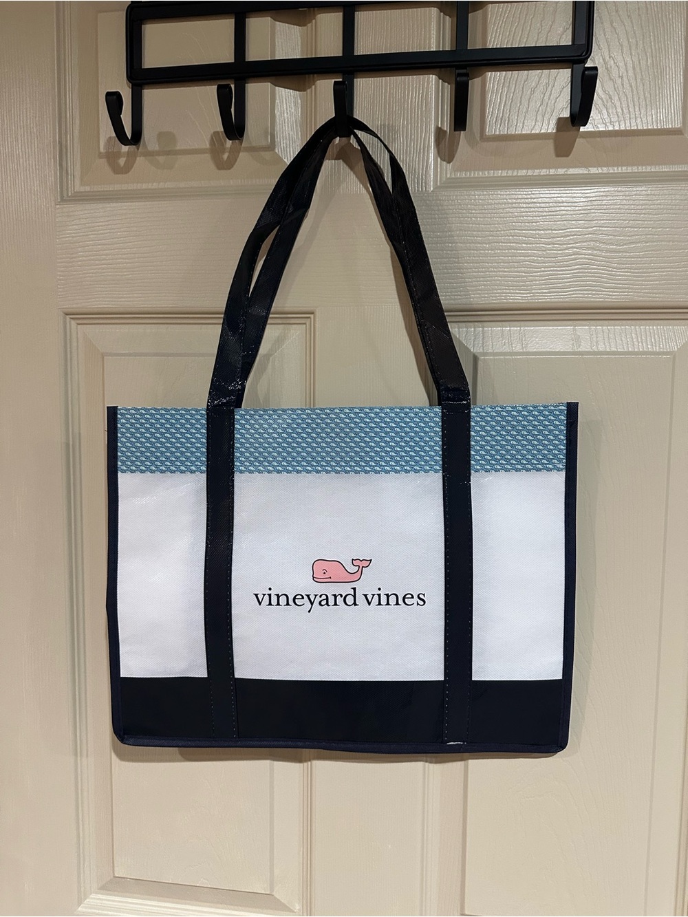 Vineyard Vines White and Light Blue Logo Tote